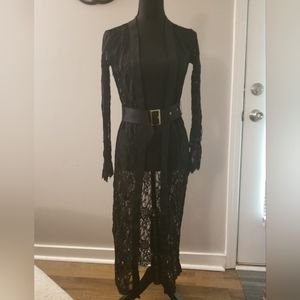 Revamped long laced cape